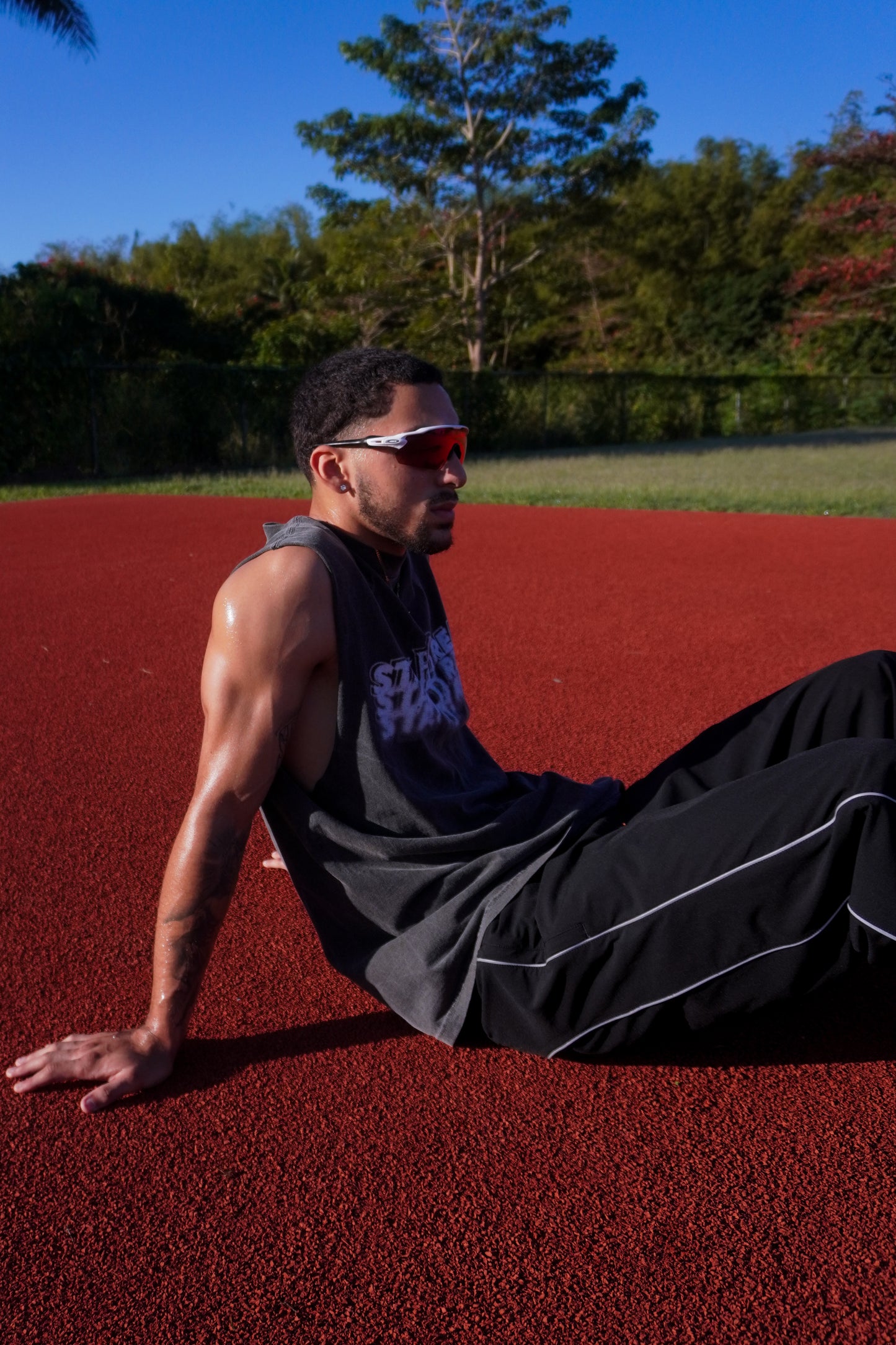 Cut-off Vintage Grey Tee